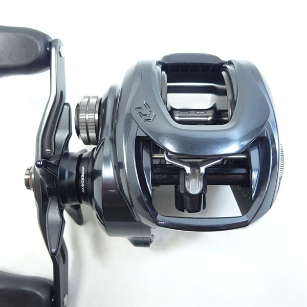 ２１タトゥーラＴＷ３００ 右